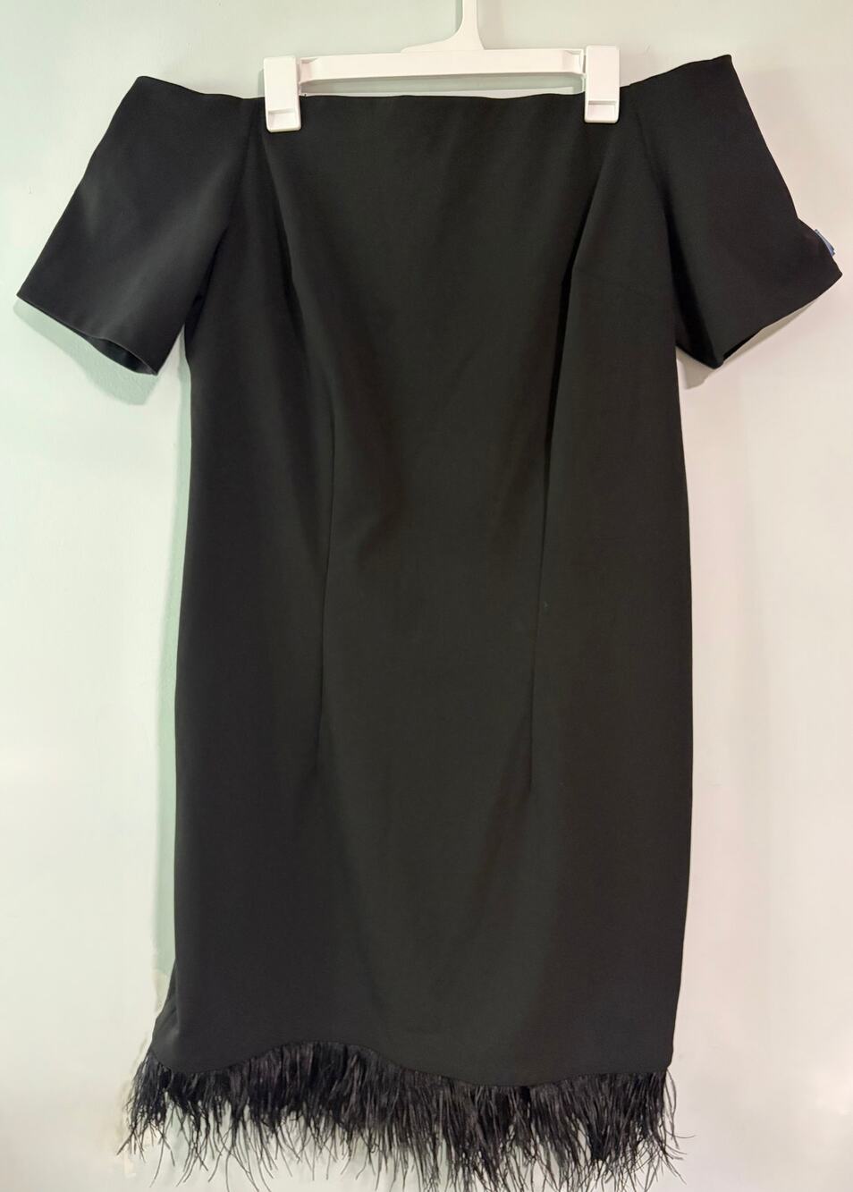 Vince Camuto Black Off Shoulder Feather Trim Sheath Dress Plus Size 1X